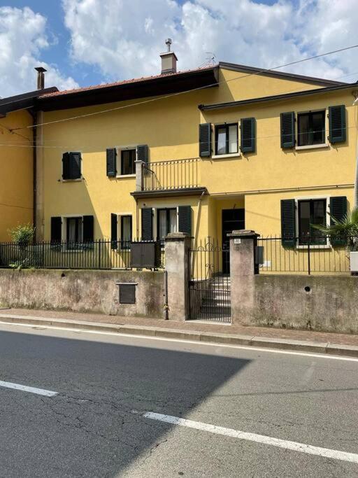 Apartamento Il Giardino Nascosto Omegna Exterior foto